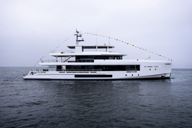 Explorer yacht TREMENDA - CdM