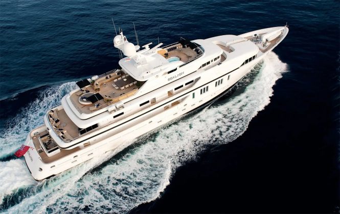 Superyacht SEALION