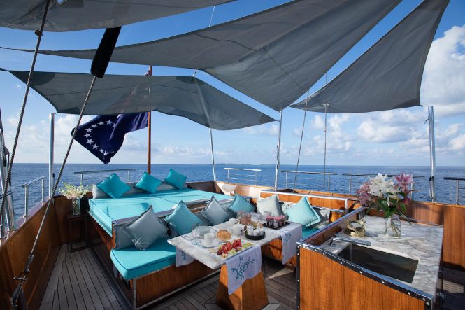 On deck | Luxury yacht KALIZMA