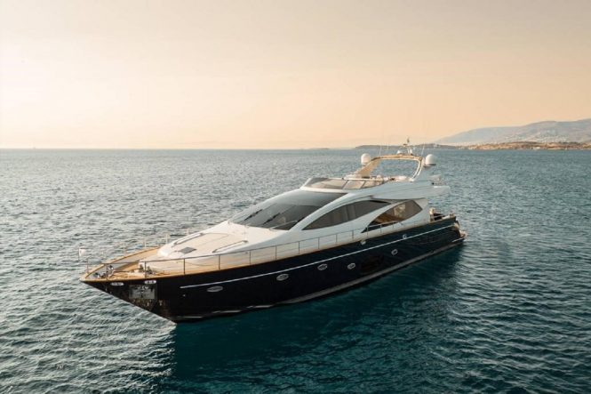 Luxury yacht ANLIA